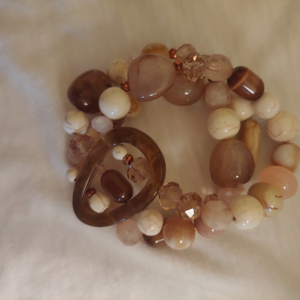 Silpada 3 Strand stretch bracelet